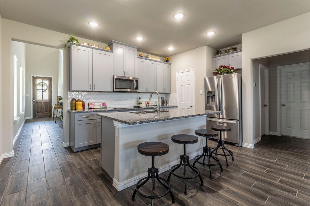 626 Ruthye Lane, Pilot Point, TX 76258