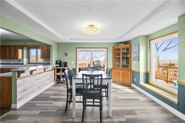 202 SW 25th Street, Oak Grove, MO 64075