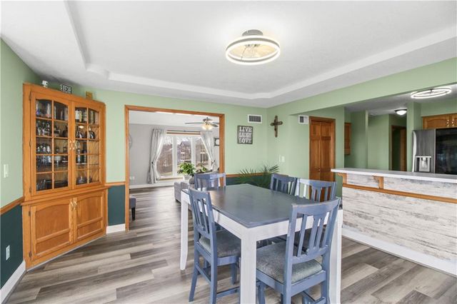 202 SW 25th Street, Oak Grove, MO 64075