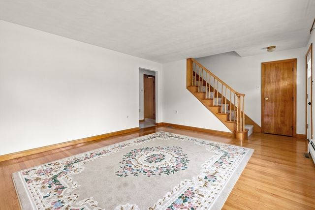 1 Rambler Rd, Methuen, MA 01844