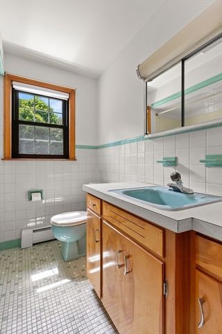 1 Rambler Rd, Methuen, MA 01844
