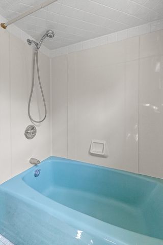 1 Rambler Rd, Methuen, MA 01844