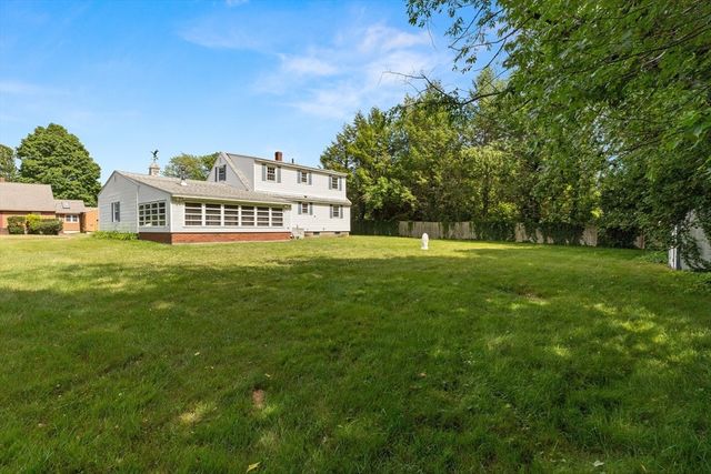 1 Rambler Rd, Methuen, MA 01844