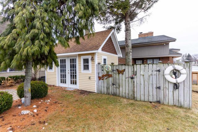 7520 Colony Drive, Clay Twp, MI 48001