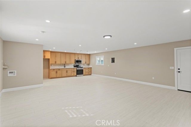 15591 El Centro, Hesperia, CA 92345