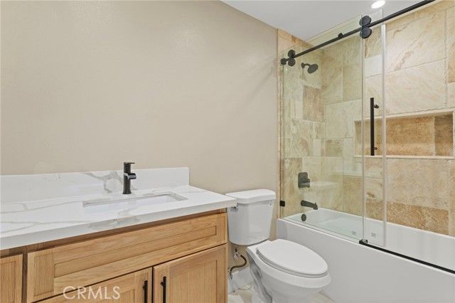 15591 El Centro, Hesperia, CA 92345