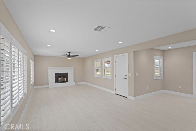 15591 El Centro, Hesperia, CA 92345