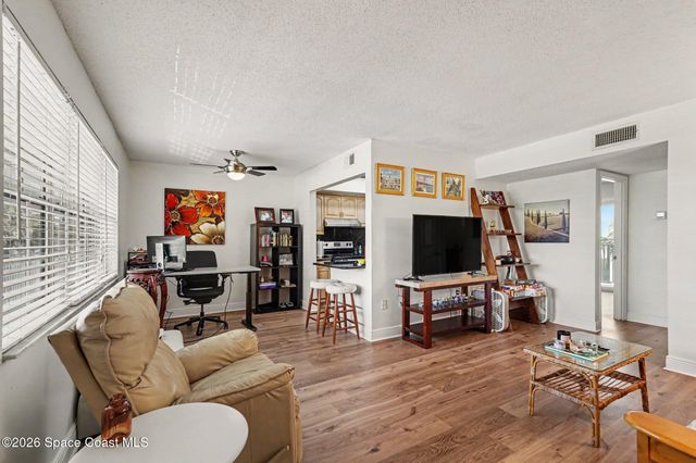 1011 S Miramar Avenue Unt9, Indialantic, FL 32903