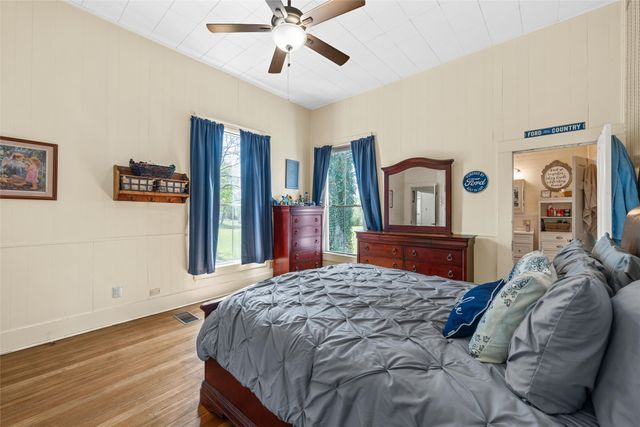 722 S Harrison Street, West, TX 76691