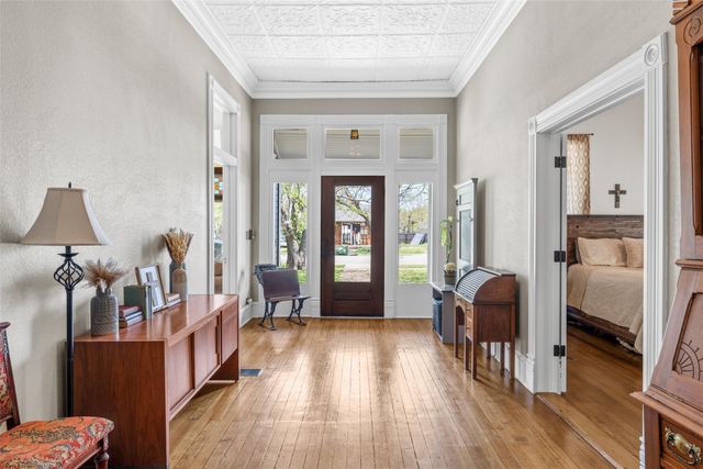 722 S Harrison Street, West, TX 76691