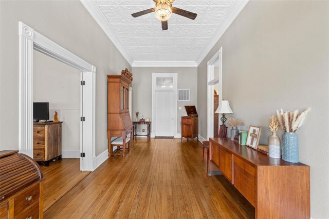 722 S Harrison Street, West, TX 76691