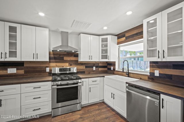 115 Bel Aire Drive, Merritt Island, FL 32952