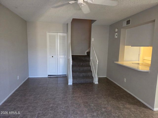 3213 W Royal Palm Road, Phoenix, AZ 85051