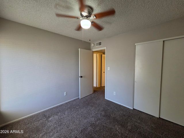 3213 W Royal Palm Road, Phoenix, AZ 85051