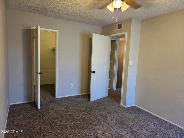 3213 W Royal Palm Road, Phoenix, AZ 85051