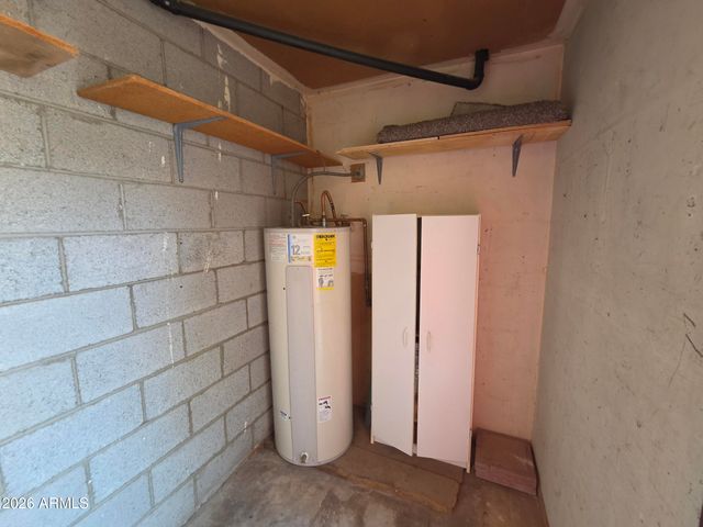 3213 W Royal Palm Road, Phoenix, AZ 85051