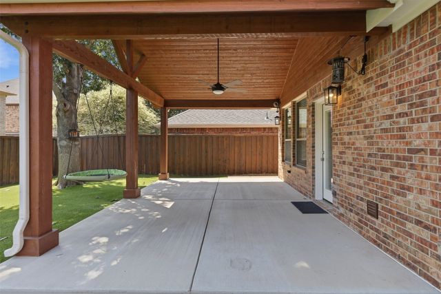 6974 Shoreview Drive, Grand Prairie, TX 75054
