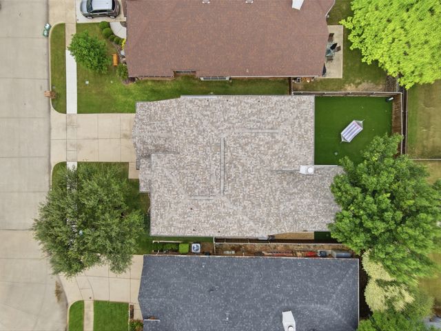 6974 Shoreview Drive, Grand Prairie, TX 75054