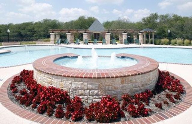 6974 Shoreview Drive, Grand Prairie, TX 75054