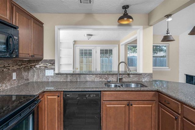 4618 NE Bell Ave, Lawton, OK 73507