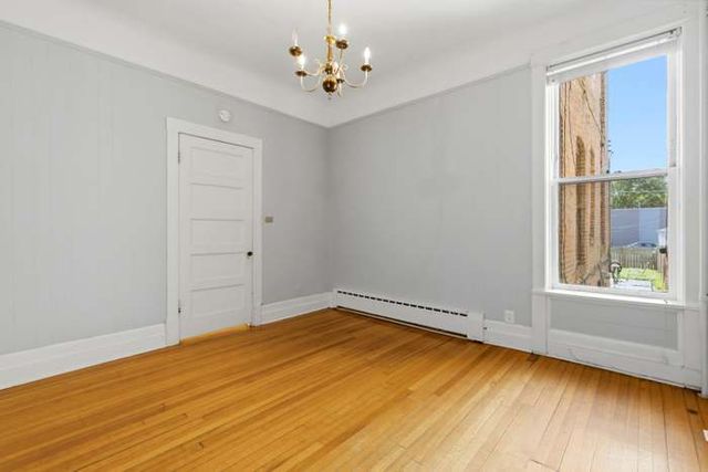 315 S Maple Avenue 1, Oak Park, IL 60302