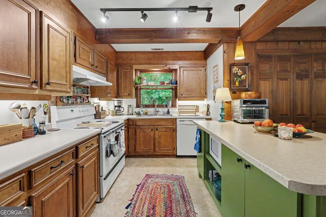 106 Post Oak Street, Clayton, GA 30525