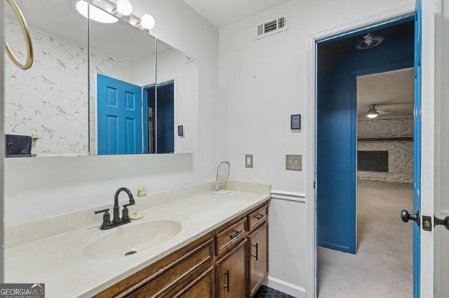 106 Post Oak Street, Clayton, GA 30525