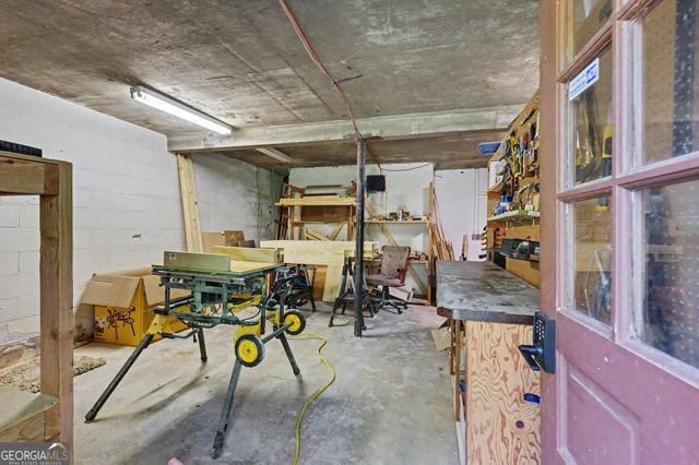 106 Post Oak Street, Clayton, GA 30525