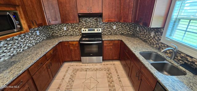 4318 Bristlecone Drive, Ayden, NC 28513
