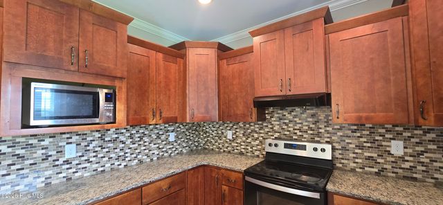 4318 Bristlecone Drive, Ayden, NC 28513