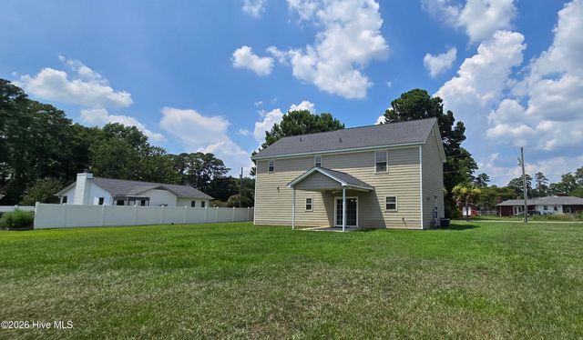 4318 Bristlecone Drive, Ayden, NC 28513