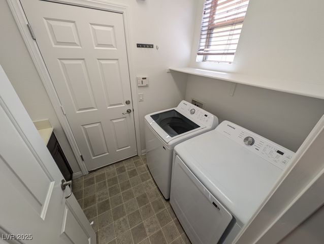 6819 Rolling Boulder Street, Las Vegas, NV 89149