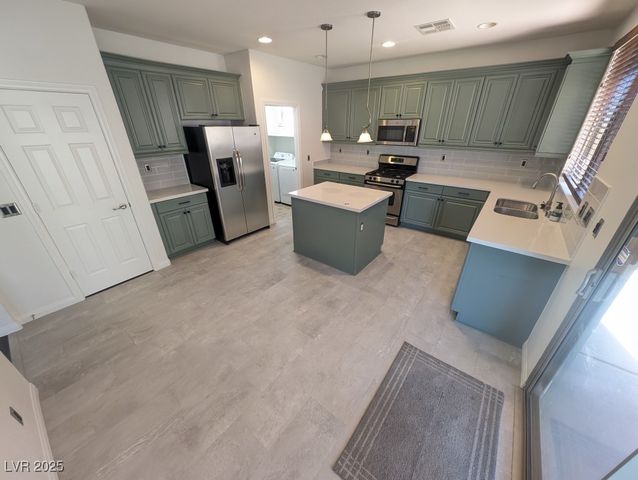 6819 Rolling Boulder Street, Las Vegas, NV 89149
