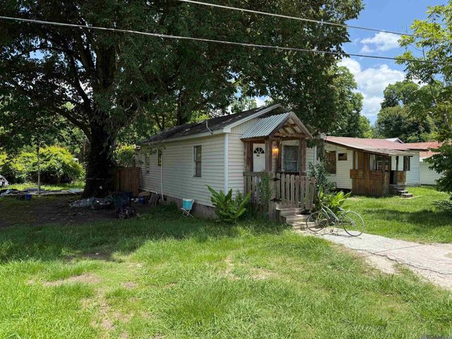 406 W Caroline St, Gonzales, LA 70737