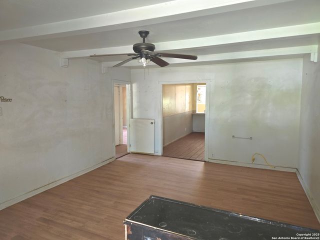 122 Roesler, San Antonio, TX 78220