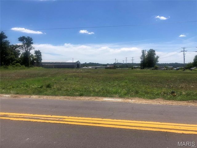 18450 Olive Street Road Road, Chesterfield, MO 63005