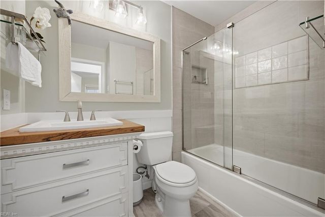 3712 N Queensgrove CIR, Virginia Beach, VA 23452