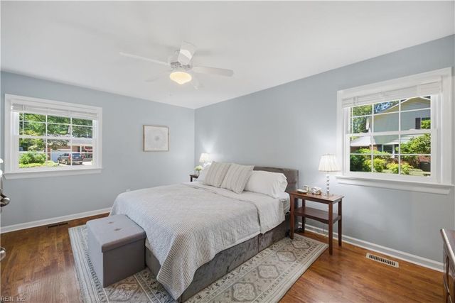 3712 N Queensgrove CIR, Virginia Beach, VA 23452