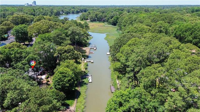 3712 N Queensgrove CIR, Virginia Beach, VA 23452