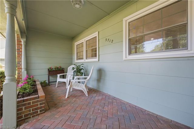 3712 N Queensgrove CIR, Virginia Beach, VA 23452