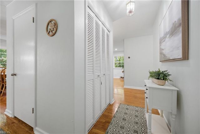 3712 N Queensgrove CIR, Virginia Beach, VA 23452