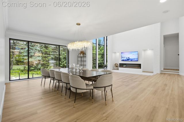 24696 Franklin Park Drive, Franklin Village, MI 48025