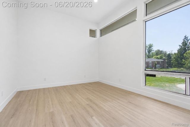 24696 Franklin Park Drive, Franklin Village, MI 48025