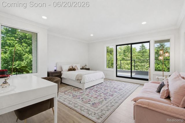 24696 Franklin Park Drive, Franklin Village, MI 48025