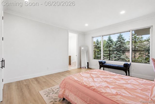 24696 Franklin Park Drive, Franklin Village, MI 48025