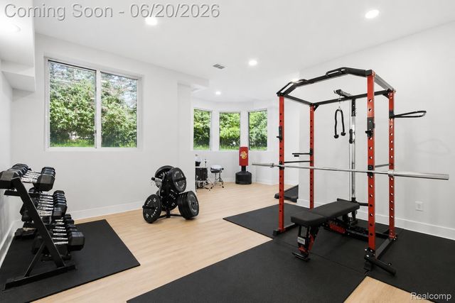 24696 Franklin Park Drive, Franklin Village, MI 48025