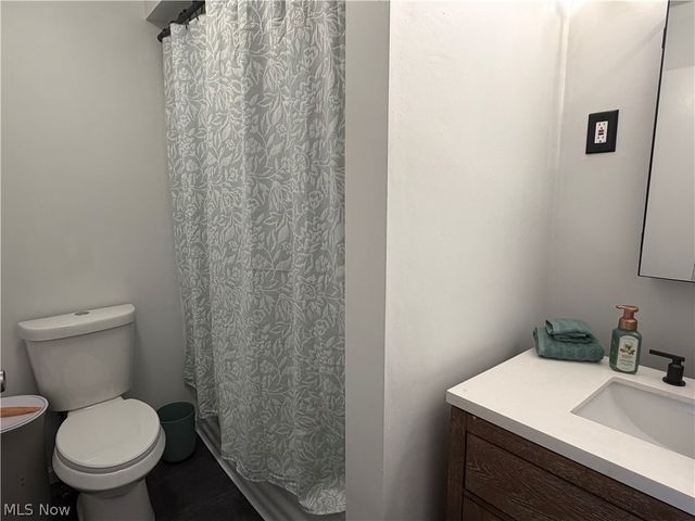 6671 Kingsdale Boulevard, Parma Heights, OH 44130