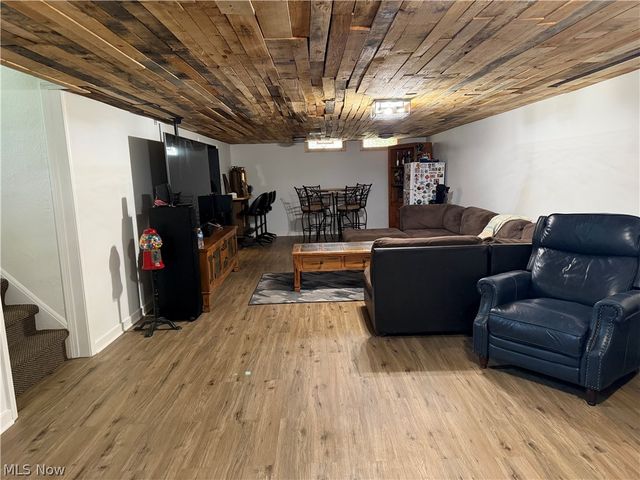 6671 Kingsdale Boulevard, Parma Heights, OH 44130