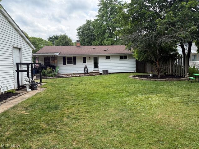 6671 Kingsdale Boulevard, Parma Heights, OH 44130