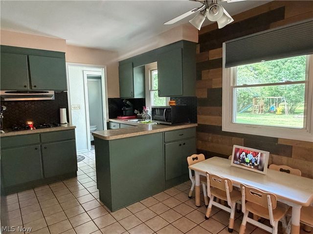 6671 Kingsdale Boulevard, Parma Heights, OH 44130